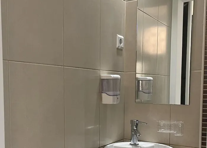 Tim With Private Parking